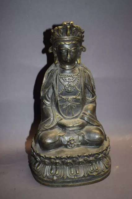 Guanyin auf Lotussockel, China, Bronze, antik, 25cm