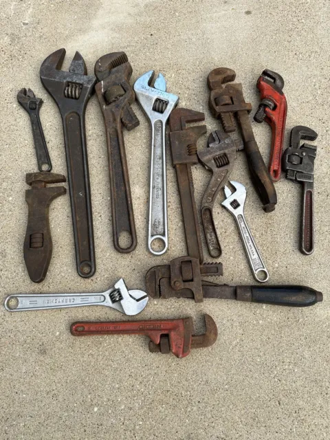 Lot old pipe wrench’s
