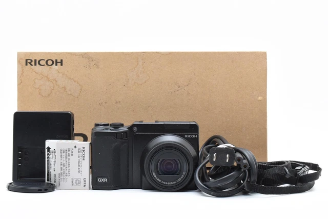 RICOH GXR + P10 KIT コンパクトデジタルカメラ