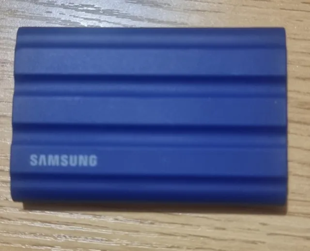 Samsung T7 Shield Tragbare SSD 2 TB Blau