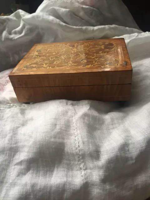 Vintage 5.5" Italian Inlaid  ? Wooden Music Box