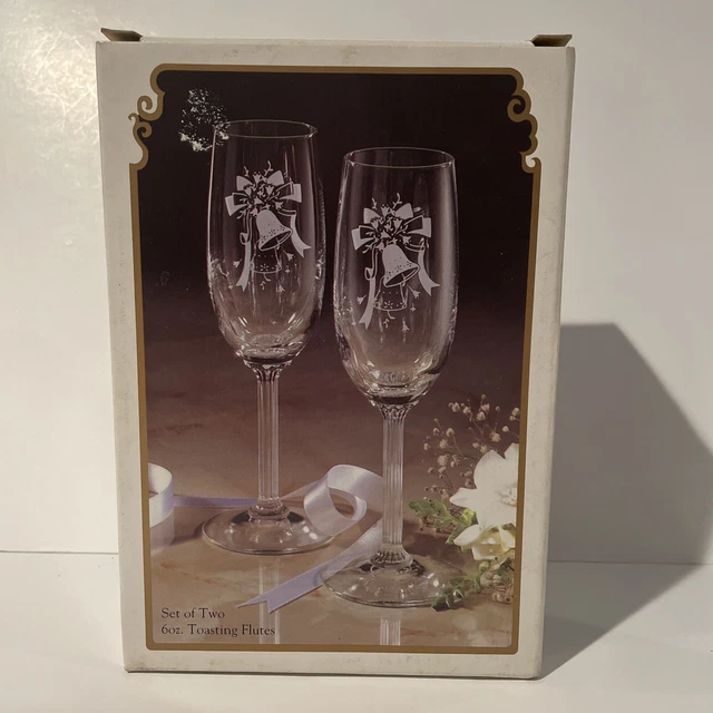 Fine Stemware Toasting Flutes Glasses Crystal Clear Expressions 6oz Japan 22995
