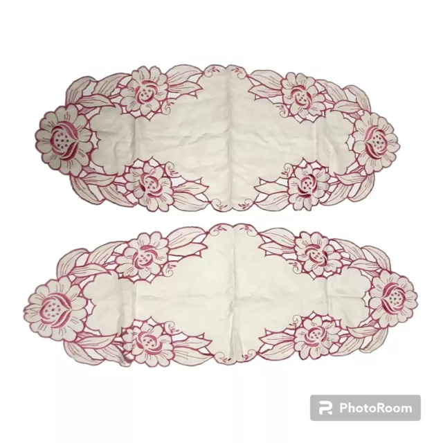 Floral Linen Cutwork Table Runner Set of 2 Pink Embroidered Lace Vtg Tableware