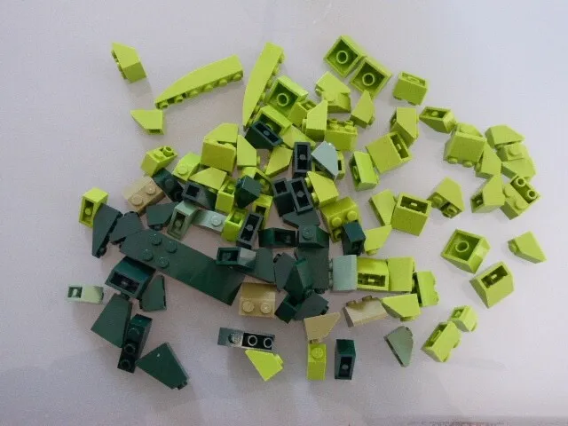 Lego Lot  99 Tuiles Verts Anis Et Vert Foncé, Classiques Et Inversées
