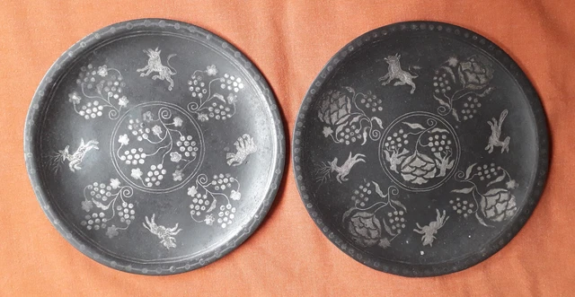 Rare Pair of Ancient Islamic Bronze Silver Dishes - Mughal Dynasty - 18th