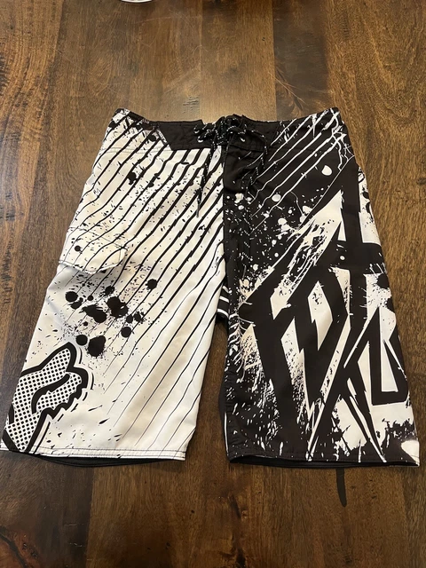 FOX Board Shorts- Black White Cargo Pocket Swim Trunks Mens Size 28