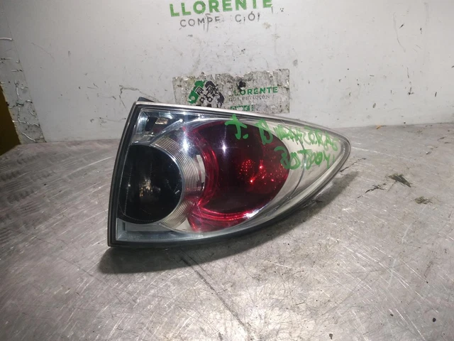 feu arrière droit pour MAZDA 6 STATION WAGON 2.0 DI 2002 396503