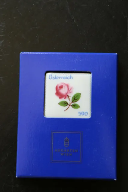 Eine Sondermarke Österreich 2014 "Wiener Rose - Augarten Porzellan Marke"