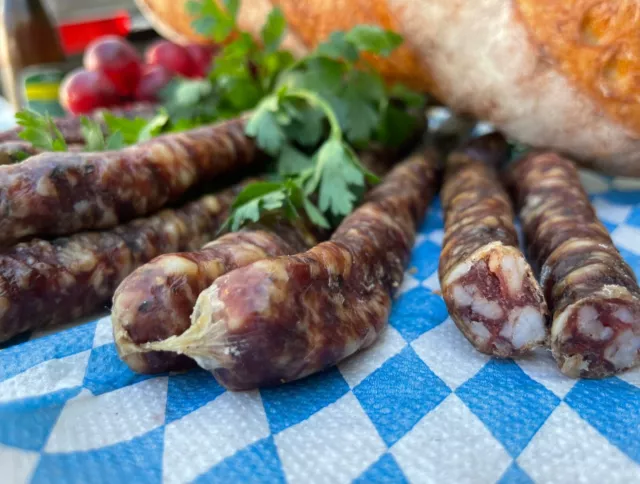 ca. 1000gr. Pfefferbeisser, über Buchenholz geräuchert, hausgemacht 3