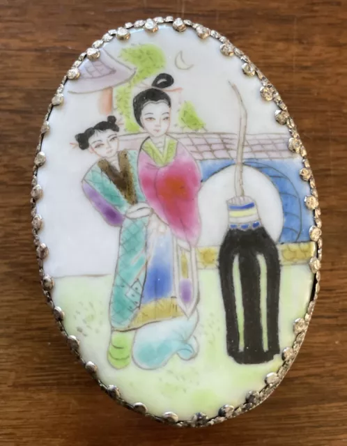 Vintage Asian Chinese Famille Rose Porcelain Shard Oval Box Jewelry Storage 2.5”