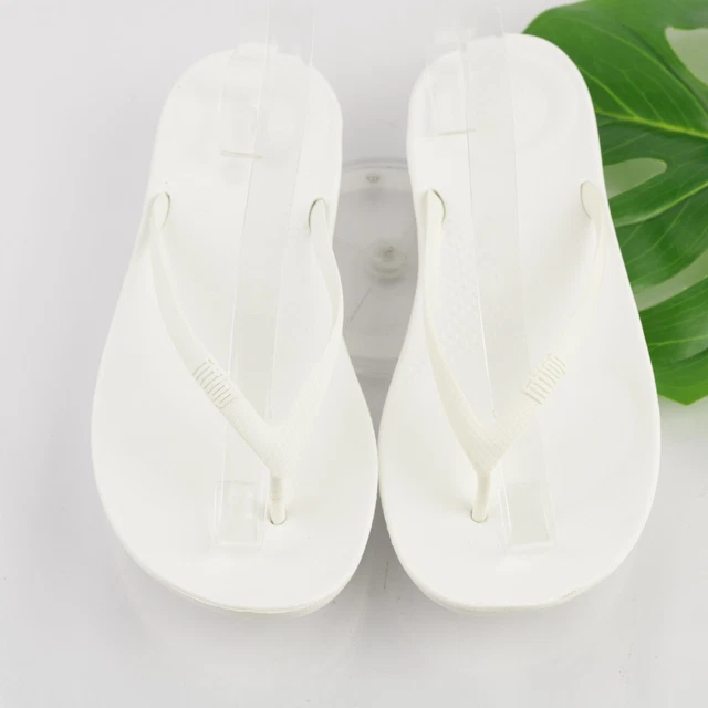 Fitflop Women's Iqushion Sandal Size 8 Thong Slides Flip Flop White Rubber Beach