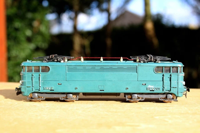 HO JOUEF LOT DE LOCOMOTIVE ELECTRIQUE BB 9201 SNCF POUR PIECES HO JOUEF LOT DE LOCOMOTIVE ELECTRIQUE BB 9201 SNCF POUR PIECES