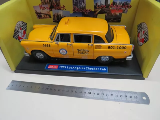 Sun Star 1/18 scale diecast Checker Taxi cab excellent condition boxed