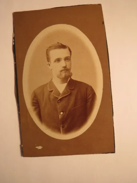 Wien - junger Mann mit Bart - Portrait / CDV