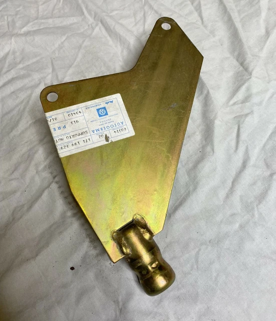 VW GOLF MK1 Genuine Volkswagen Engine bracket mount support 171199329G