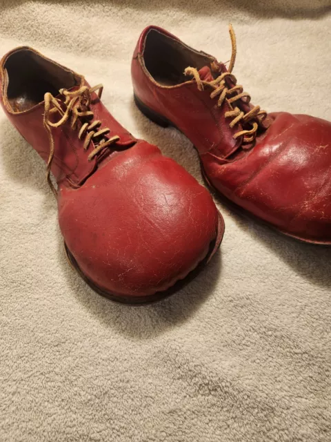 Clown Shoes Vintage Circa 1970/80's Leather  Red 9EE