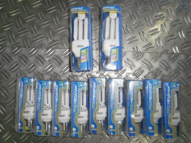 11x MEGAMAN Sparlampe dimmbar warmweiss 18 Watt 11 Watt Sonderposten