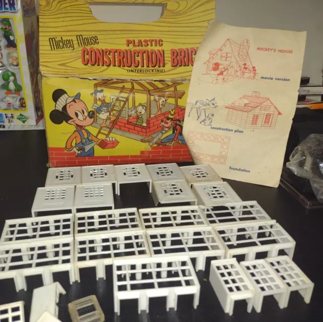 VINTAGE 1960s Mickey Mouse Walt Disney Construction Brick Set IN BOX RARE