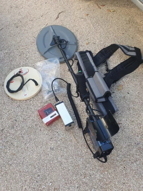 Minelab GPX 5000 Gold Detector Lots Of New Parts + Battery Repack