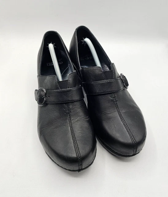 low heel dansko clogs