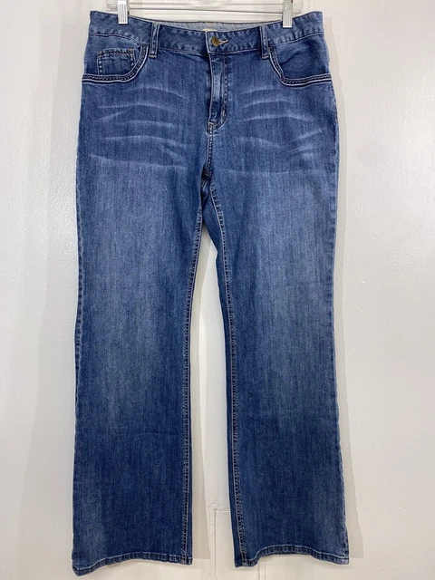 Reba McEntire Woman’s Jeans Embroidered Boot Cut Size 12 Reba McEntire Woman’s Jeans Embroidered Boot Cut Size 12
