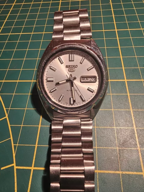 Seiko 7s26-3040