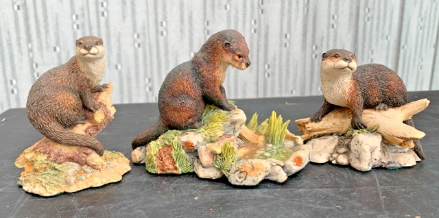 3 Border Fine Arts  Otters,  Reflection, River Watch & Ever Alert - Ayres