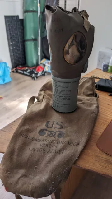 WW2 Era M1A2-1-1 Gas Mask