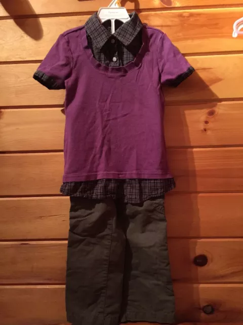 Girls XS (4-5) Tommy Hilfiger 2 Piece Outfit. Short Sleeve Shirt And Pants