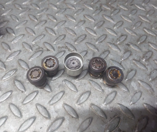 GENUINE MERCEDES BENZ XClass Locking Wheel Nut Set Kit A0009907119 £49