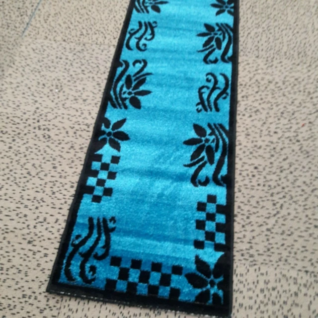 TAPPETO RUNNER MODERNO DI QUALITÀ 60x220cm (2'x10'2") LEAVE/FIORE BLU/NERO IN VENDITA