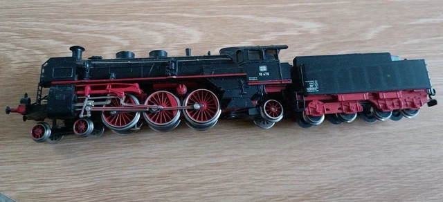 LOCOMOTIVE VAPEUR FLEISCHMANN HO 1351-NEUF en BOITE-Nos old