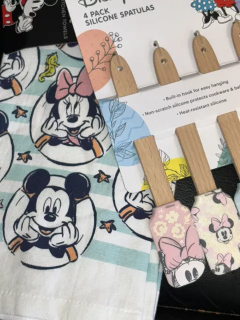 New MICKEY & MINNIE MOUSE Kitchen Baking 4 Spatula  & Towel Set Easter 🐣 Spring