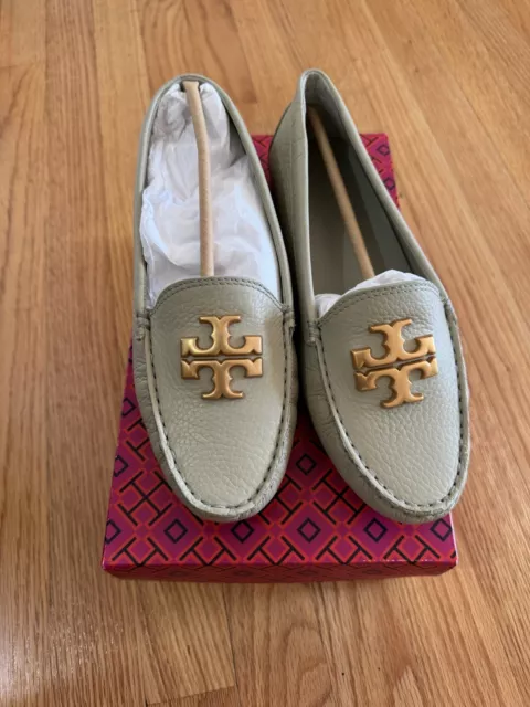 TORY BURCH Everly Driver Tumbled Leather Loafers. Size - 7.5