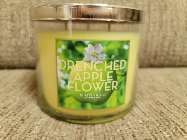 New Rare Bath & Body Works/Slatkin & Co  3-Wick 14.5 Oz Drenched Apple Flower