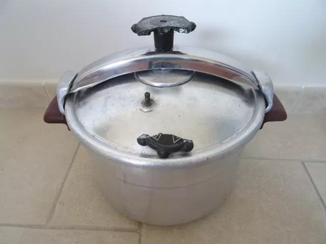 Cocotte Minute SEB OVALE 10 litres Aluminium cuisine casserole vintage