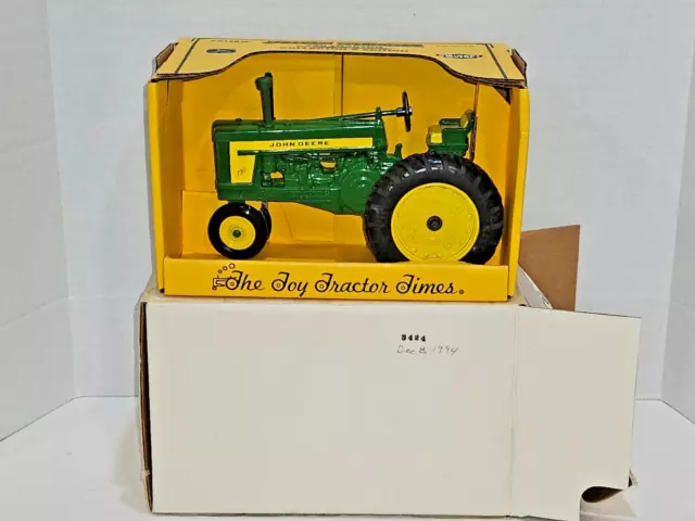 1994 Ertl John Deere 720 Tractor 1/16 Toy Tractor Times Anniversary Edition