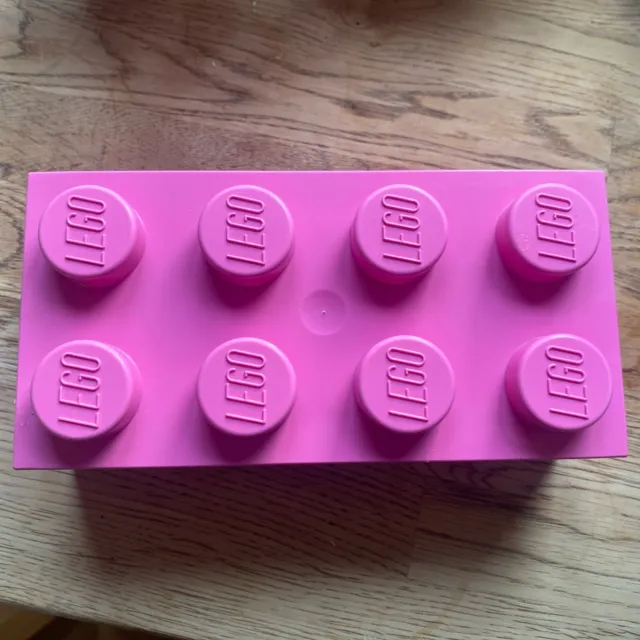 Lego rosa caja de almuerzo