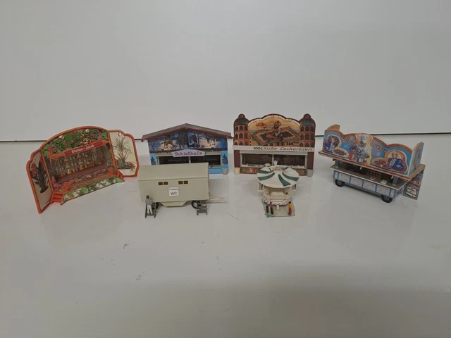 Faller 242321-2 Banchi Giostre In Scala N - 2 Pezzi Per Modellismo Ferroviario