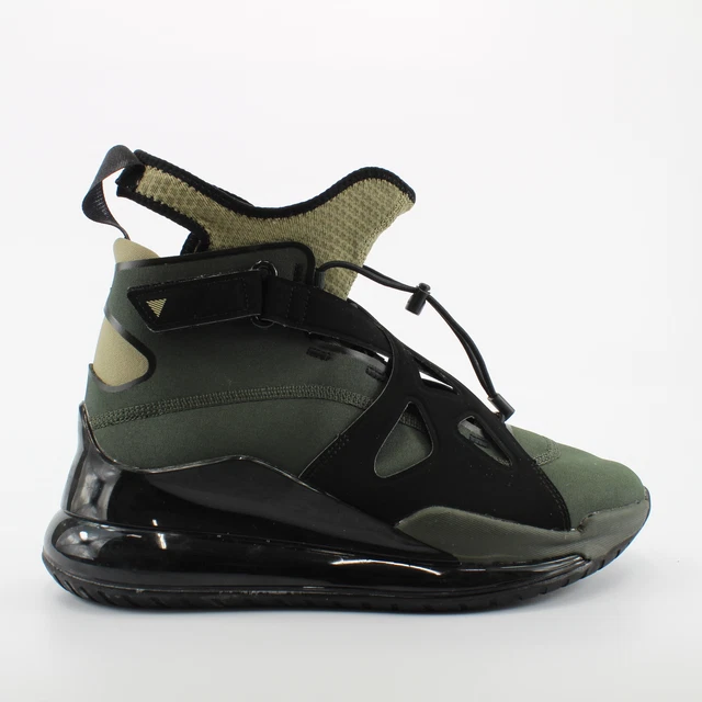 Jordan air best sale latitude 720 mens