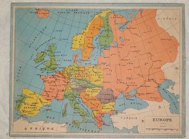 Ref8--Ancien Jeu Puzzle Bois Altas Geographie Europe-Asie-France-Afrique Complet