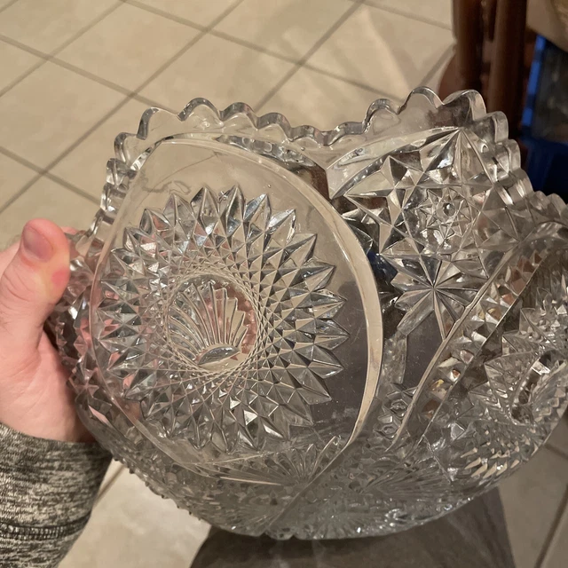 Vintage American Brilliant Cut Glass Bowl Beautiful Heavy Great Condition 10” 6