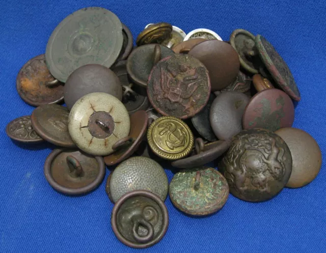 ANCIENT US GERMAN FRENCH AUSTRIAN WWI LOT 40 BUTTONS field relic