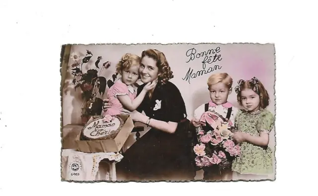 CP carte postale semi-ancienne famille aux couleurs des années 40-50
