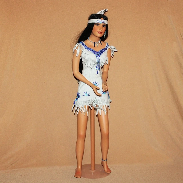 Poupée de porcelaine inde - France