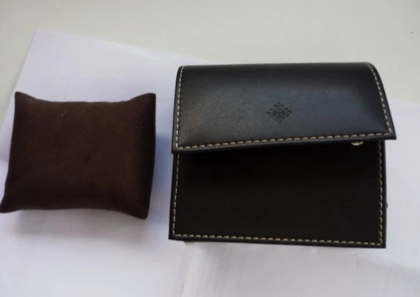 Pochette De Voyage / écrin Patek Philippe Genève En Cuir Marron - Neuf Pour Montre De Luxe