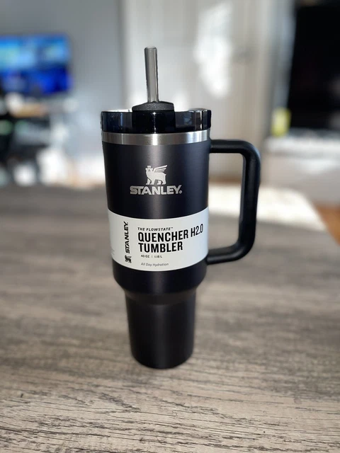 Stanley The Quencher H2.0 Flowstate 40oz Tumbler - BLACK -  BRAND NEW!