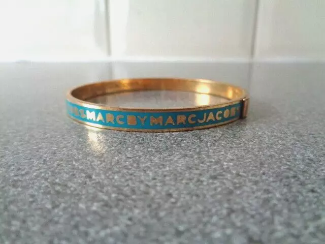 Marc By Marc Jacobs Blue Logo-Print Goldtone Enamel Bangle Bracelet