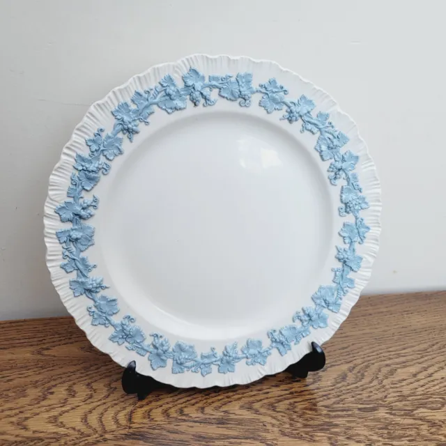 Wedgwood Embossed Queens Ware Shell Edge Dinner Plate Blue on Cream