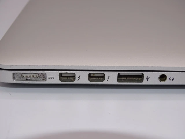 Apple MacBook Pro MJLQ2LL/A 15.4", Intel i7, 16GB, 256GB SSD - *FAULTY SPEAKERS* 6